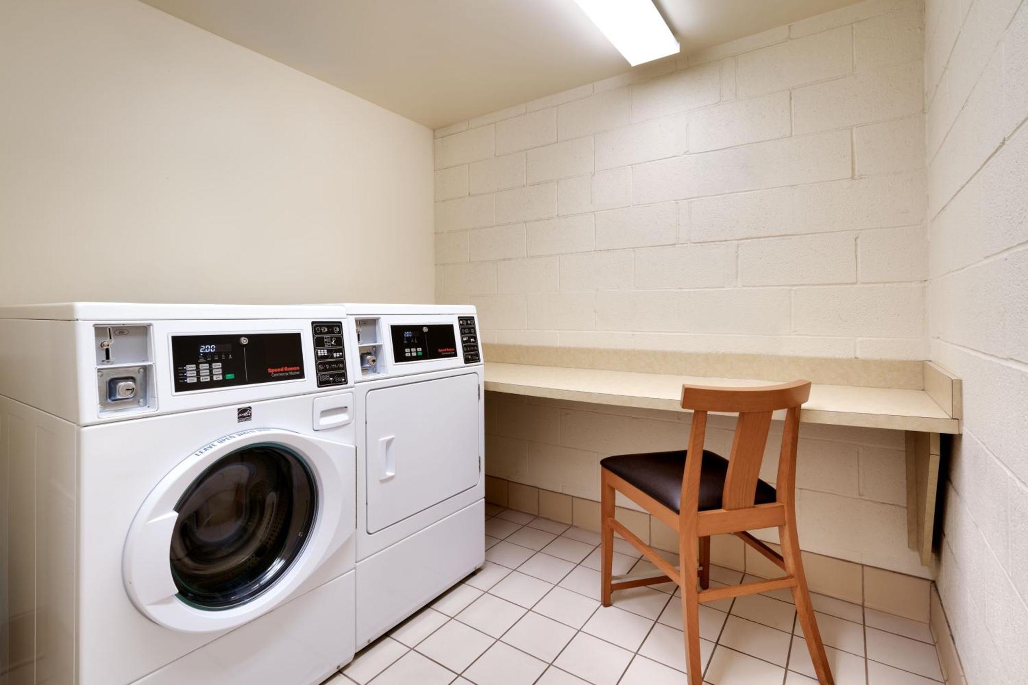 Hotel Fairfield By Marriott Patuxent River Naval Air Station 3*